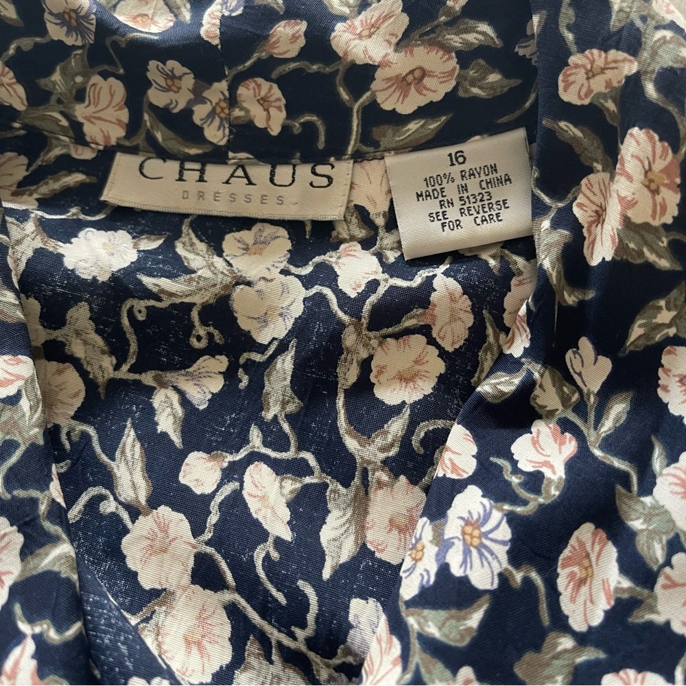 Chaus Floral Tie Waist Midi Dress - Picture 4 of 17
